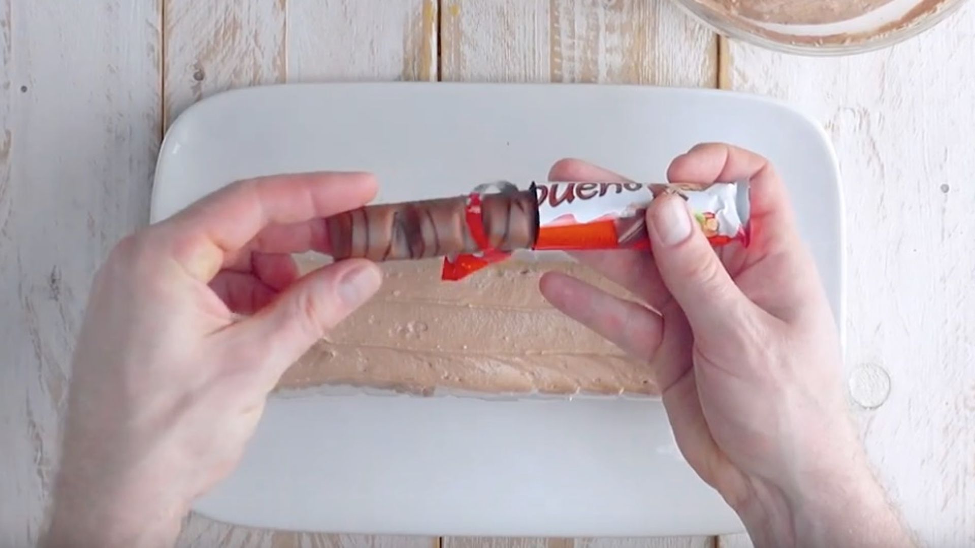 Krem kinder bueno do tortu: Krok po Kroku dla Perfekcyjnego Wyniku 2 krem kinder bueno do tortu - Składniki