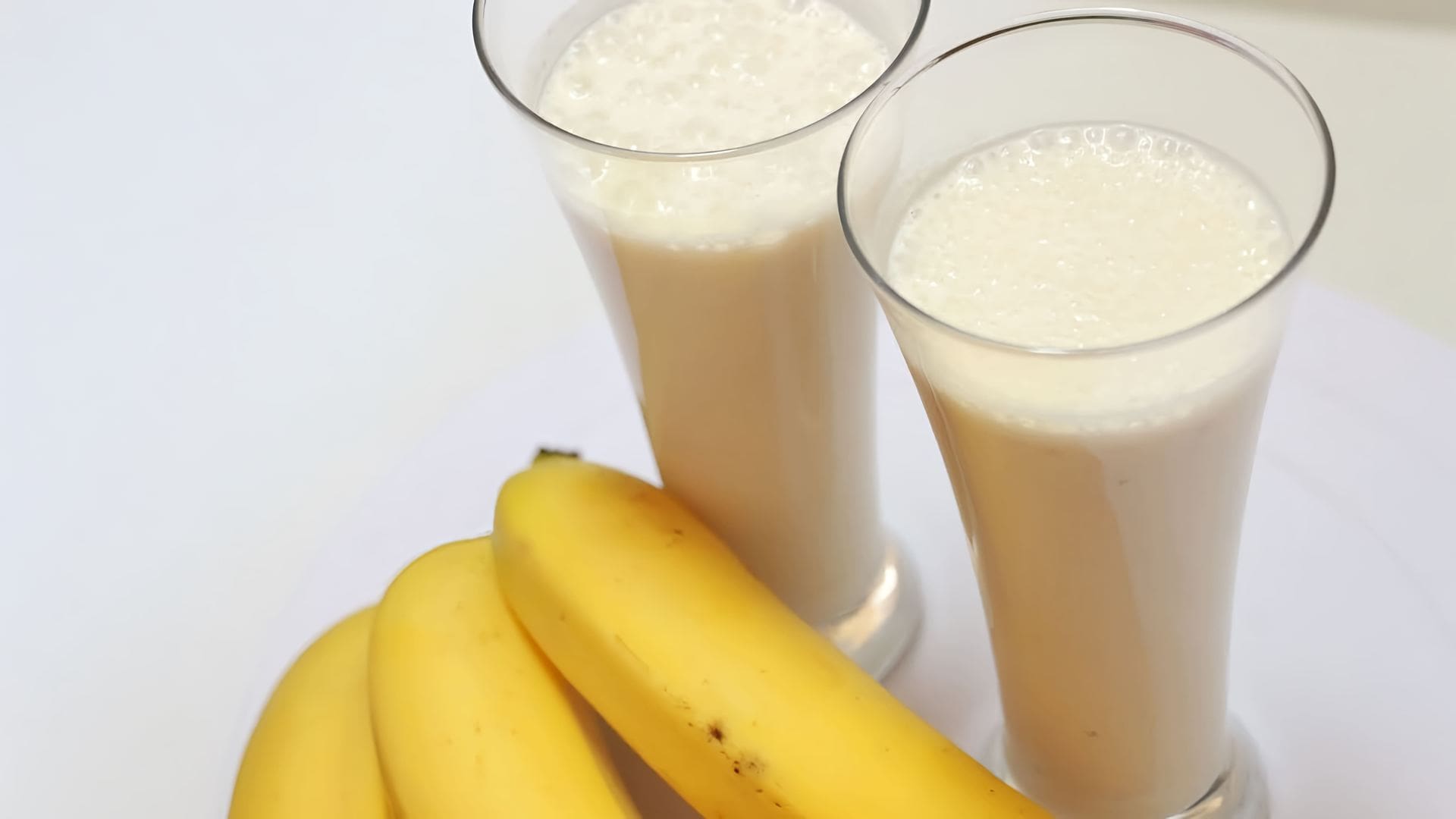 Idealny koktajl bananowy: Przepis dla Początkujących 3 koktajl bananowy - Krok po kroku